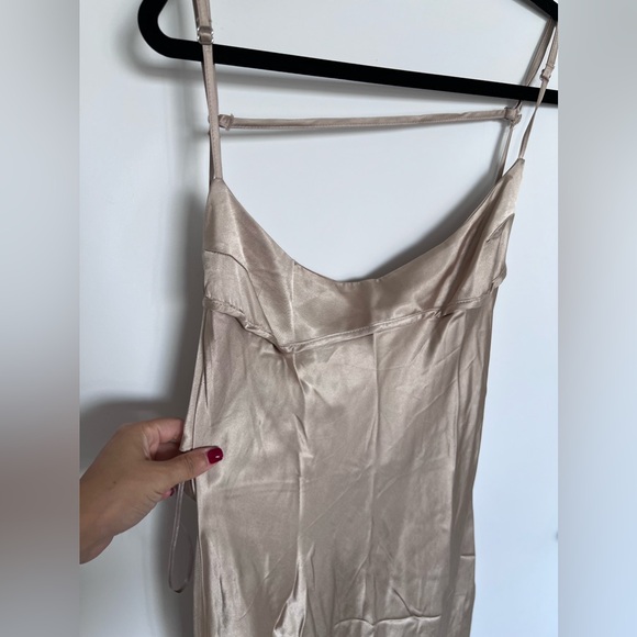 Longue robe champagne Zara - Picture 4 of 5